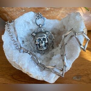 Silver Skull 💀 Necklace